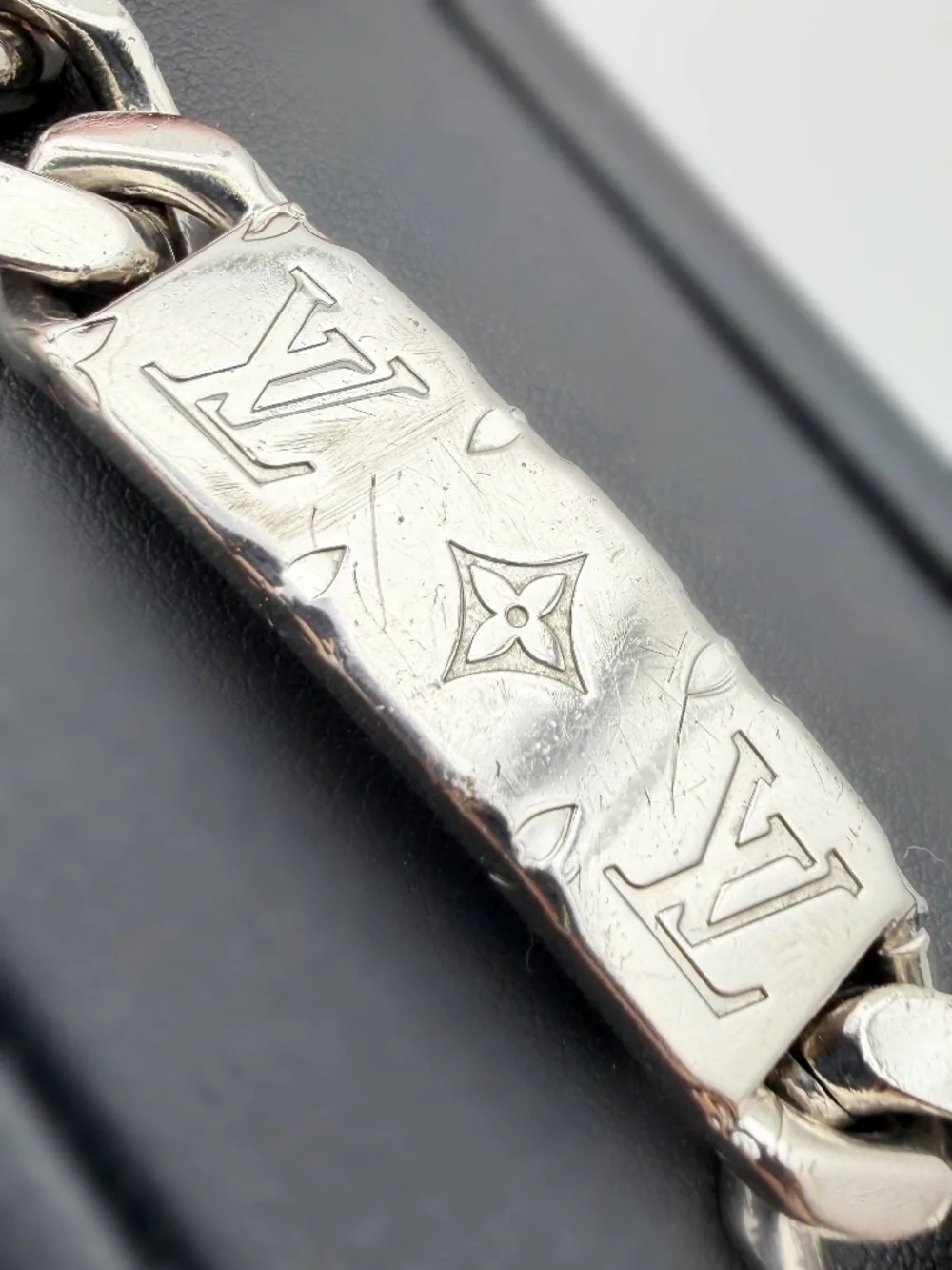 Authentic Louis Vuitton Logo Monogram Chain Bracelet Silver tone Italy M00270